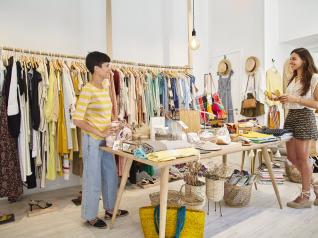 SITGES_190531_Shopping_004